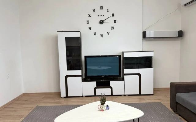 Uyutnye Apartamenty Kievskaya, 190 Flat