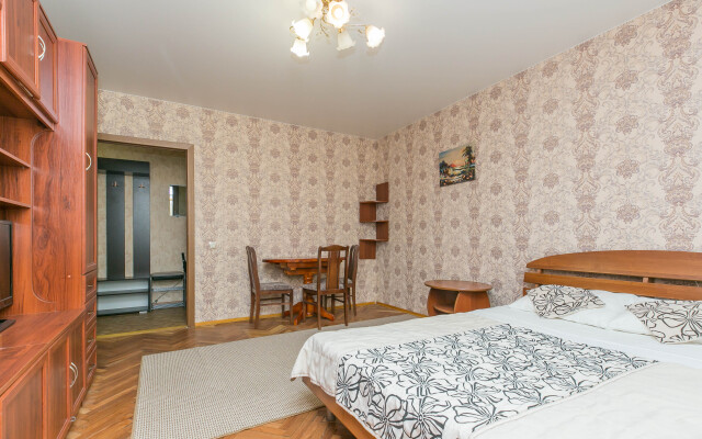 Апартаменты на Черняховского 16