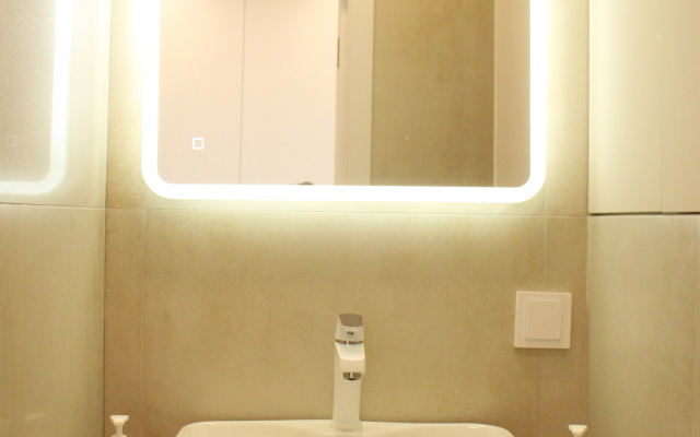 V tsentre, ryadom s Rkb im. Kuvatova Flat