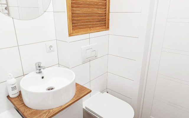 U Metro Severny Vokzal Flat