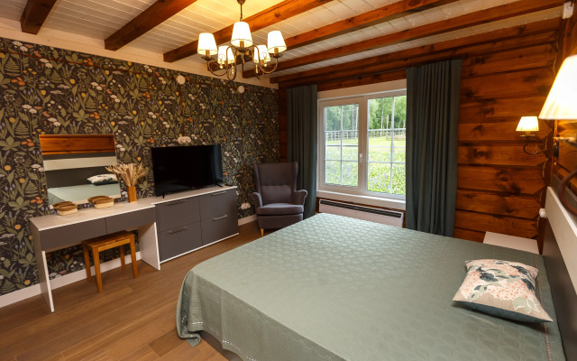 Частный дом Дом Пасечника