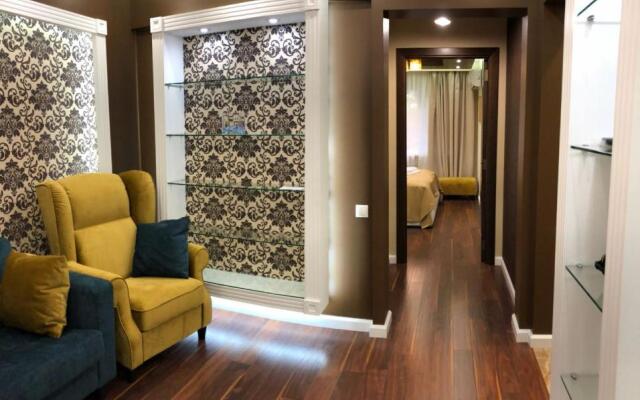 Dvuhkomnatnaya Na Roz 65 Flat