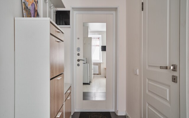 Srednyaya Pereyaslavskaya 27s1 Apartments