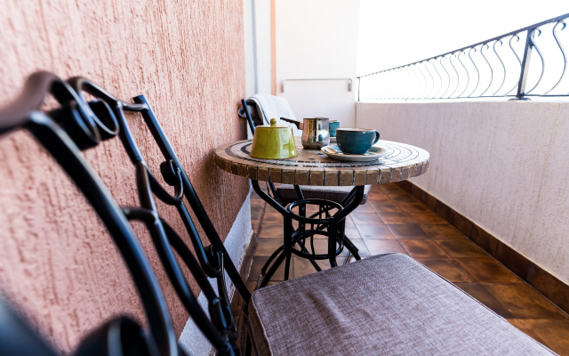 V Sredizemnomorskom Stile Ot LetoApart Apartments