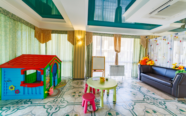 Relax Hotel