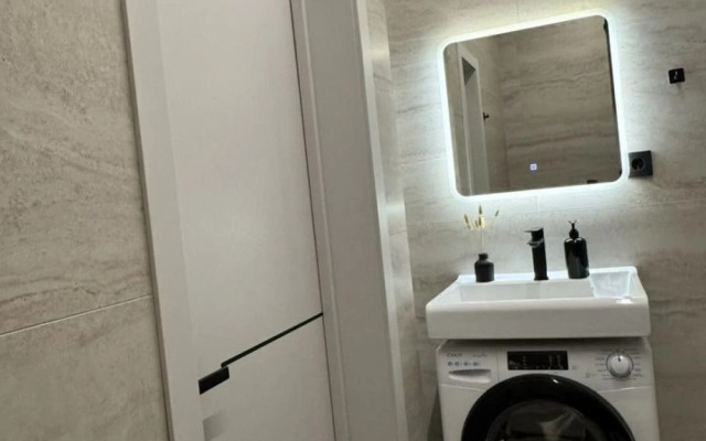 Novaya v tsentre goroda Sochi Flat