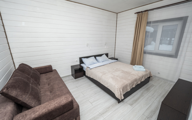 Maverick na 14 chelovek Guest house