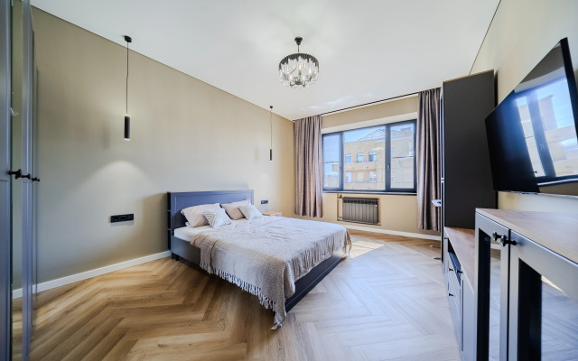 Квартира Дизайнерская Трехкомнатная Квартира