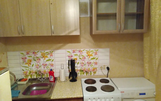 V Proyezde Profsoyuzov, 2 Flat