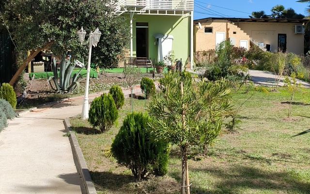 Na Beregu Guest House