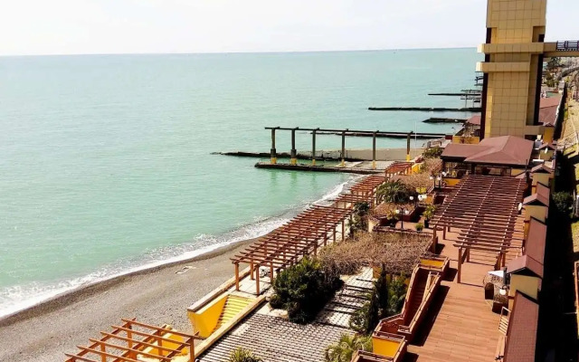 U Morya S Basseynom Apartments