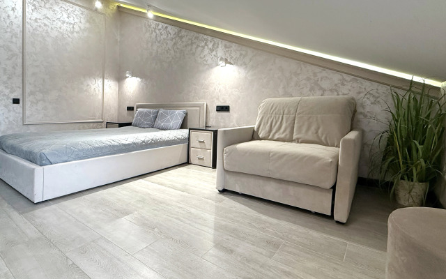 Апартаменты Greenberg на Защитников Кавказа 114