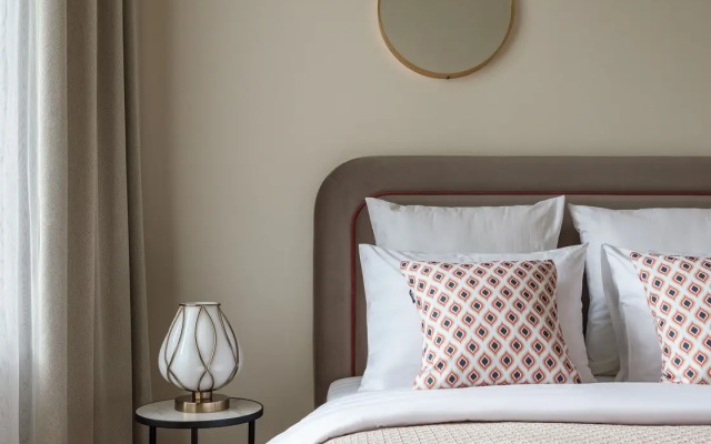 Апартаменты Minin Apartments c видом на Исаакиевский Собор 210 кв.м.