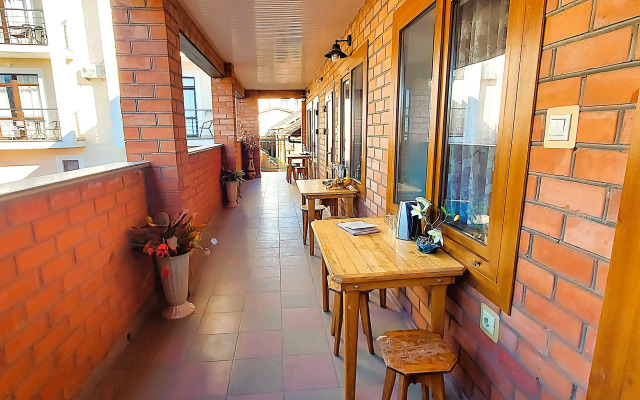 7 Chudes Guest house