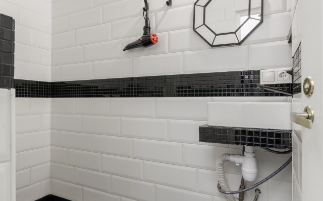 Апартаменты Трехкомнатные у Площади Восстания 10 гостей