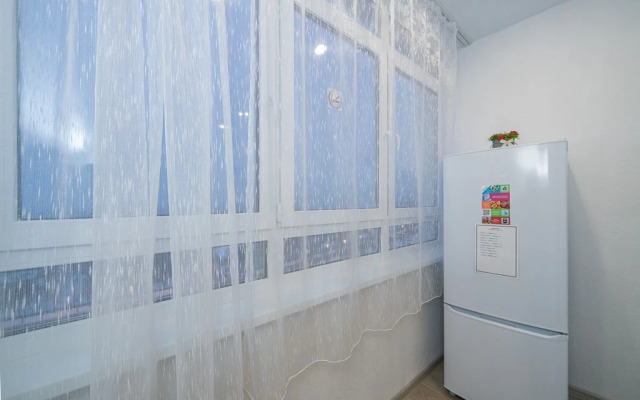 Квартира от компании Хоум Отель на Ново- Садовой 215Б