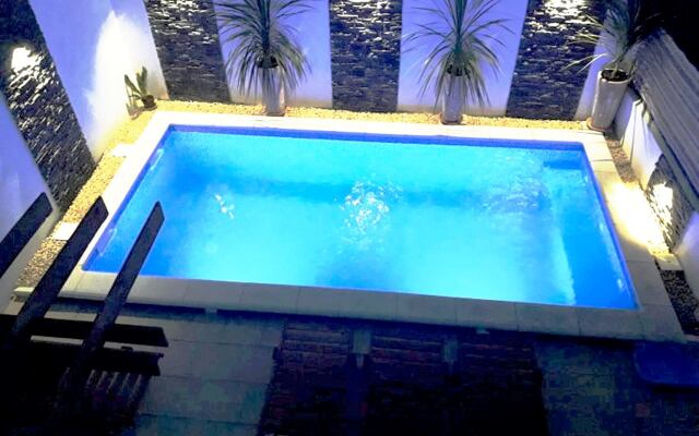 Апартаменты Rustica Zadar with private pool