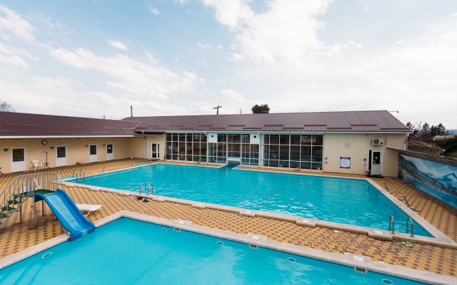 Izumrud Guest house