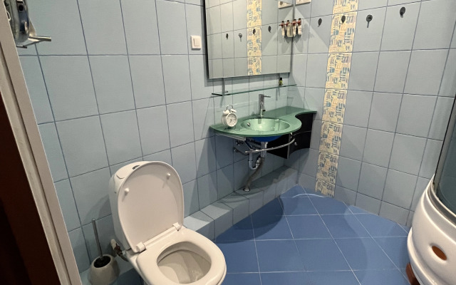 Квартира Дом Тут