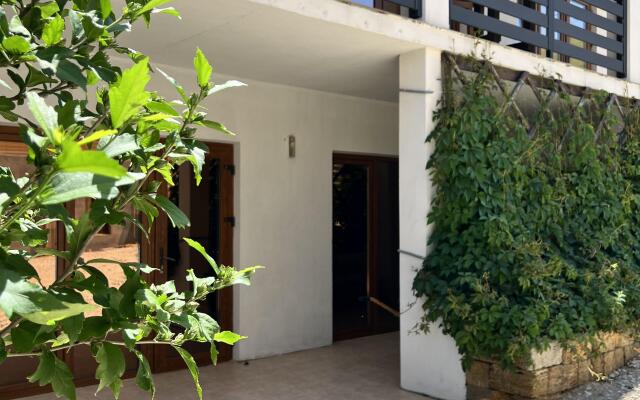 Na Nahimova Guest House