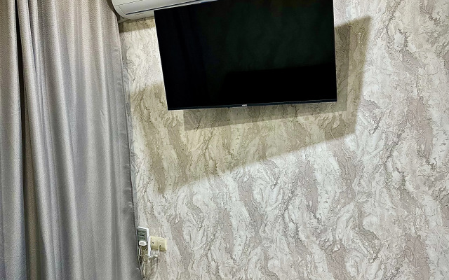 Квартира С Новым Ремонтом , В Лучшем Районе