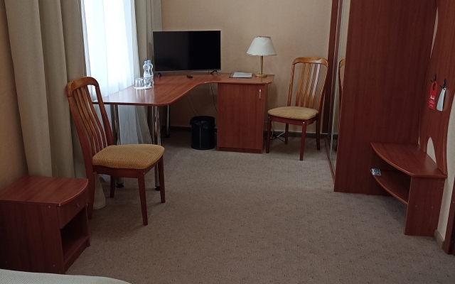 Отель Поворот