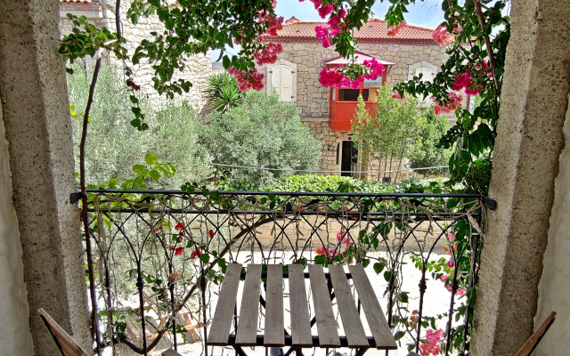 Faro Alacati Hotel