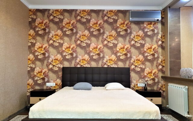 Апартаменты Проспект Революции 9-А-180