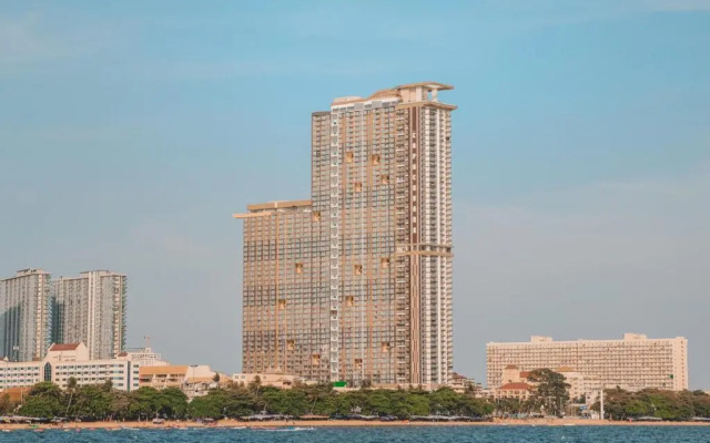 Copacabana Jomtien Beach Apartments