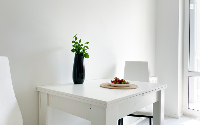 Black & White Apart Apartments