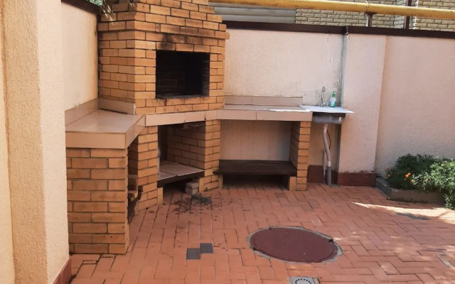 Korall Guest House