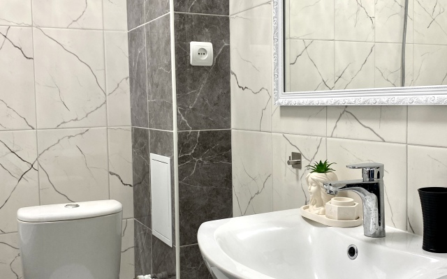 Uyutnye S Dizaynerskim Remontom Apartments
