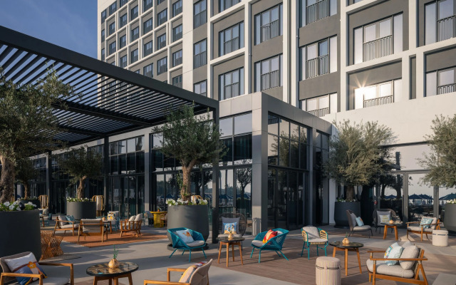 Rove Al Marjan Island Hotel