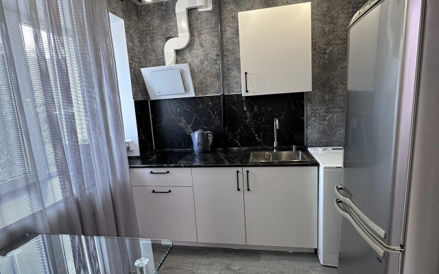 Квартира на Толстого 18