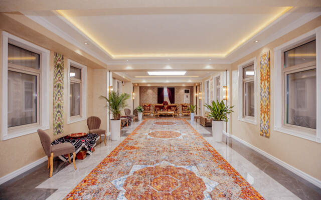 Silk Road Empire Hotel