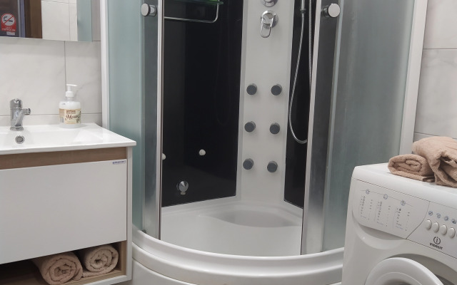 Квартира у озера