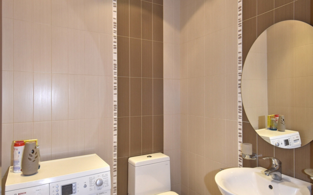 3-Komn. V Novostroyke, Ulitsa Arama, Di6413 Flat