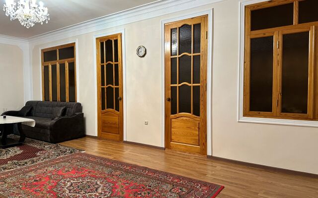 Гостевой дом с двориком и с парковкой