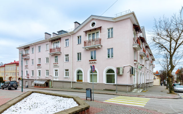 Апартаменты Карбышева 22