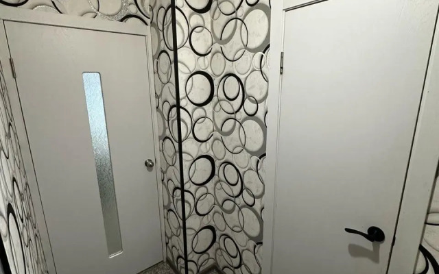 Uyutnaya Dvukhkomnatnaya 20 Minut do Tsentra Flat