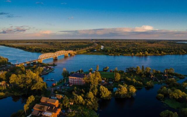 Отель Волхов Мост