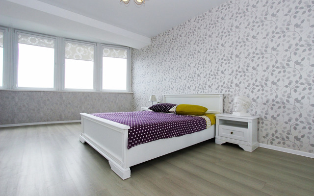 Roskoshnaya Dvukhkomnatnaya s Vidom na More v Feodosii Flat