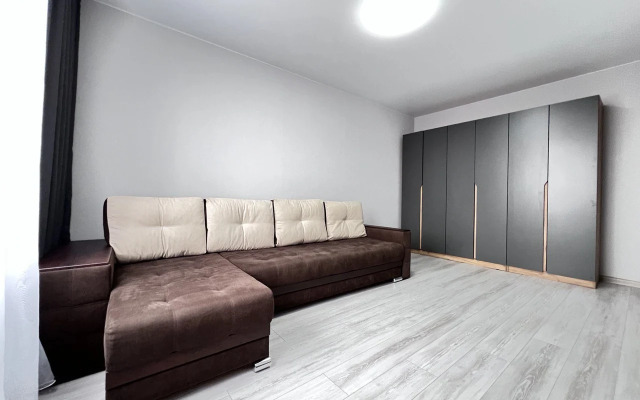 Na Ulitse Plescheevskaya 8 Flat
