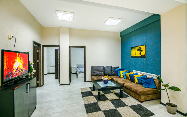 Palettes on Baku in Nizami Street Apartments