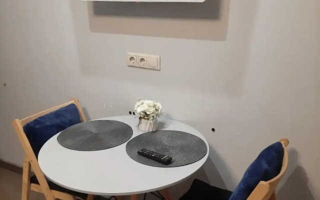 Studiya Na Oktyabryskom Bulvare 26 Flat