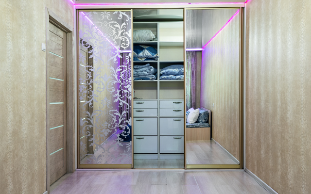 Апартаменты шикарная двушка на улице Федора Полетаева