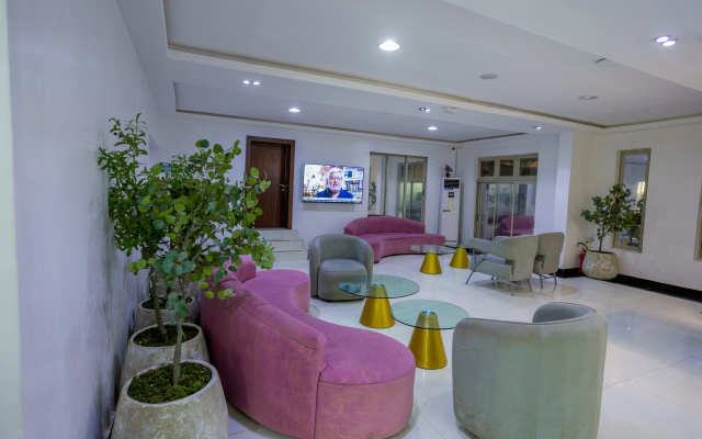 Отель Golf View Suites Conference Center