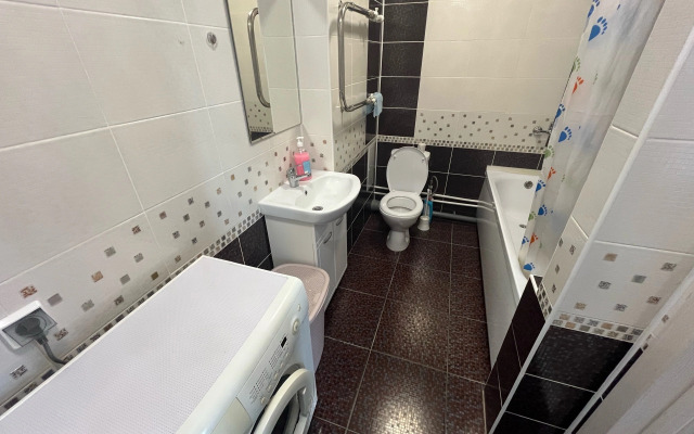 Tolstogo 3 Flat