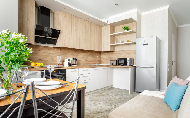 na pervoy beregovoy linii s letnim basseynom Home Group Apartments