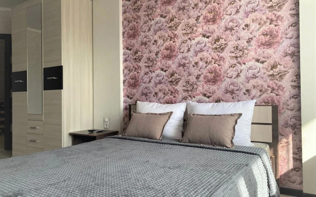 Na Ulitse Kostyushko Grigorovicha 44 Flat